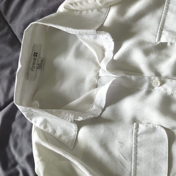 White Blouse - Picture 2 of 5